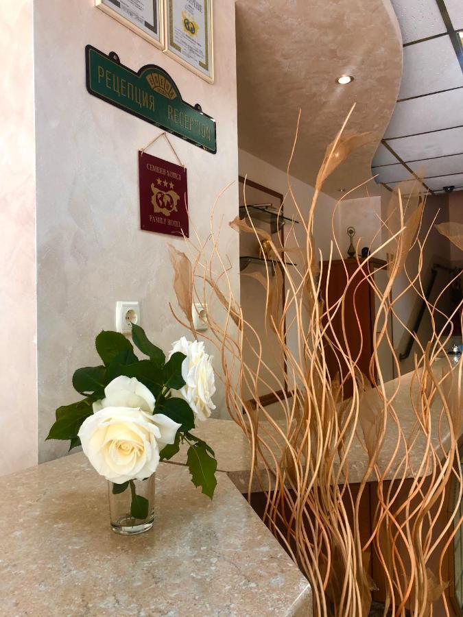 פטריך Elena Hotel מראה חיצוני תמונה
